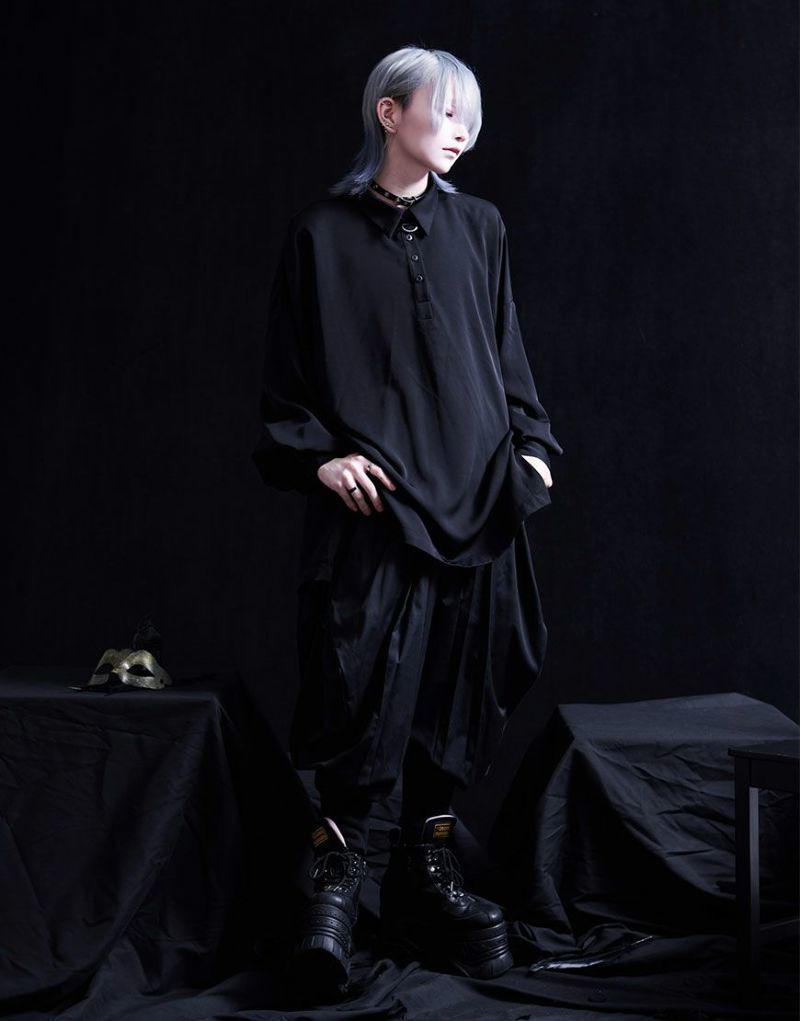 ililil【イルイルイル】『下弦-blackshirt』/全1色