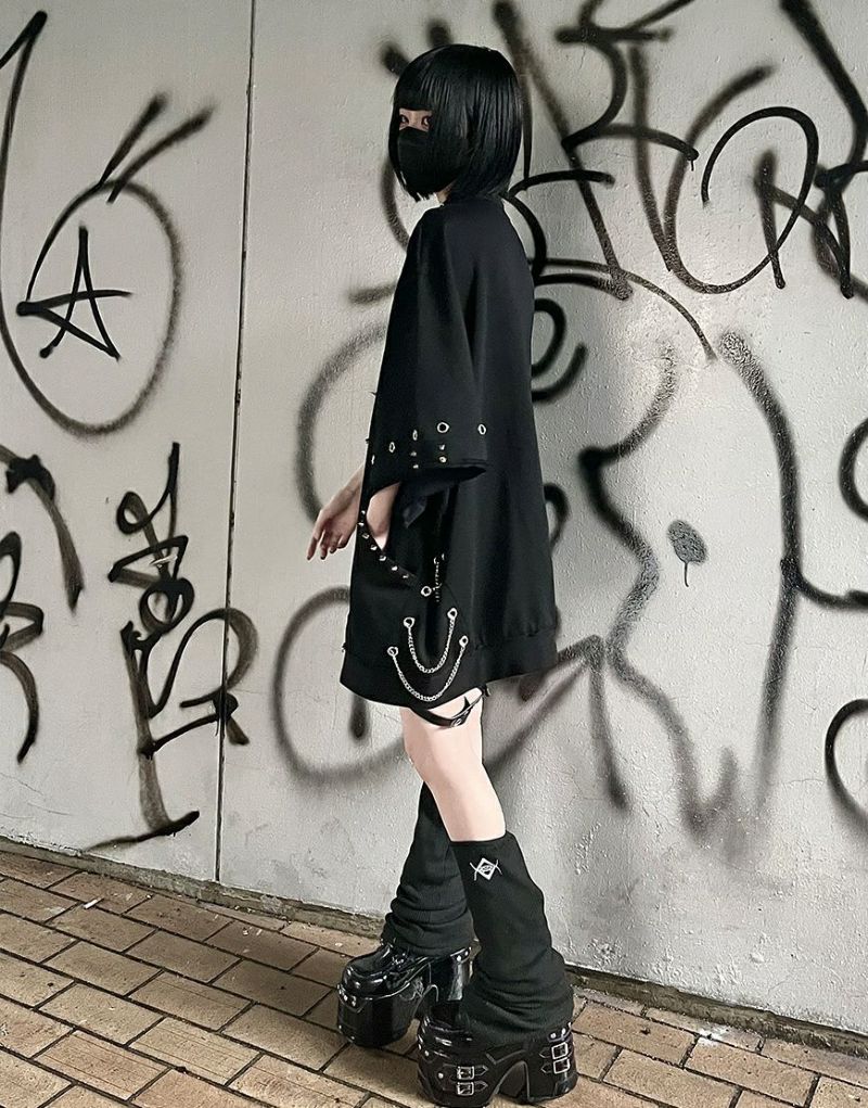 ililil 装飾少なめになりました カットソー ililil/イルイルイル』【装飾控えめになりました】ハトメ