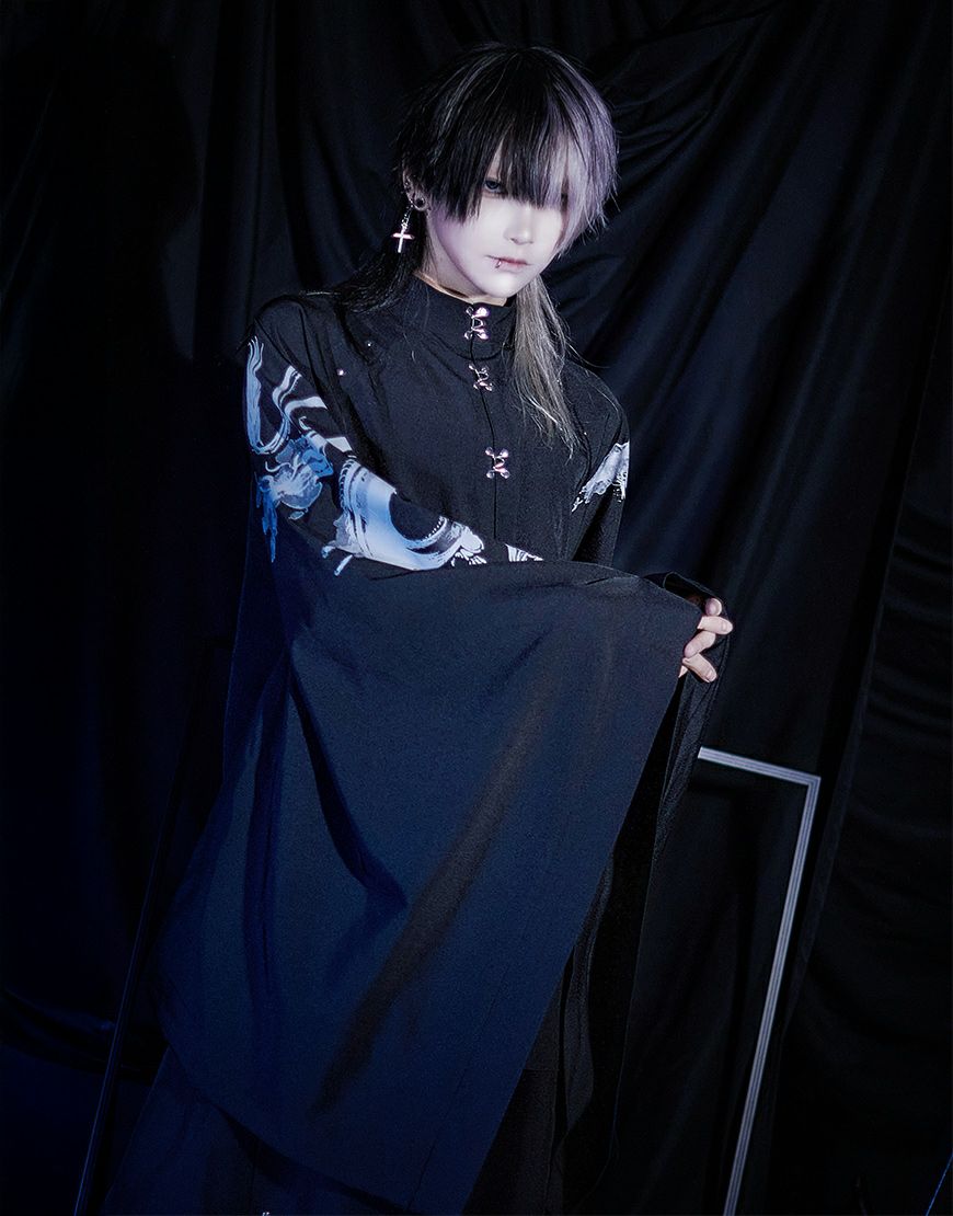 000000000369-01-m.jpg?t=  