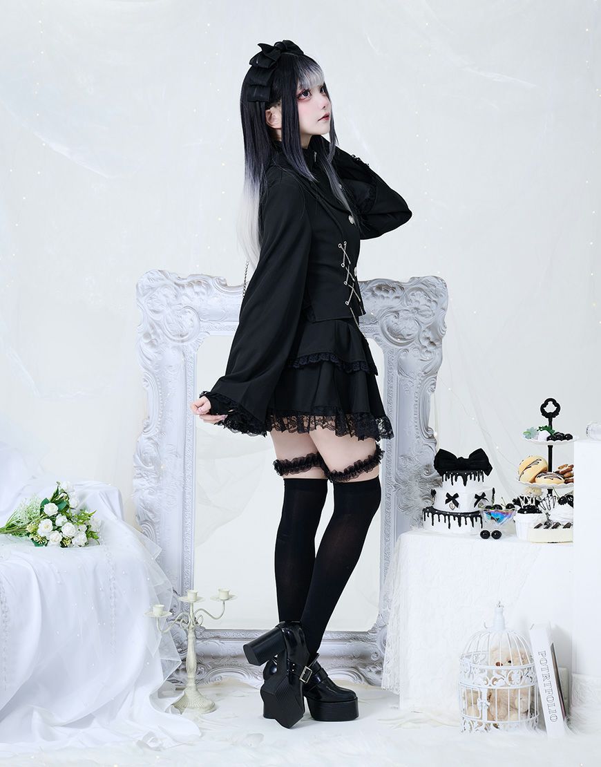 ililil【イルイルイル】おめかし地雷ちゃんフリルガーター付きフレア