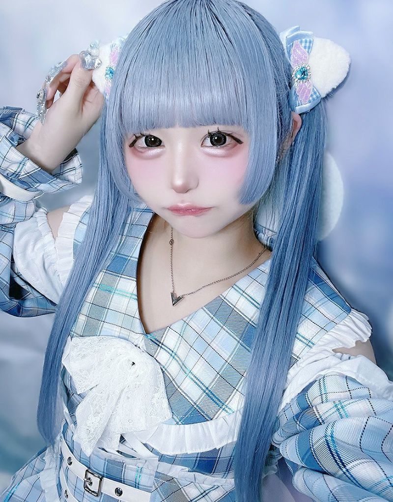 リップカールの2ミリ.4号でぴったり、少し小柄な人にお勧め、ワンシーズン着用に Amazon.co.jp: [リップ カール] レディース ビキニ トップス