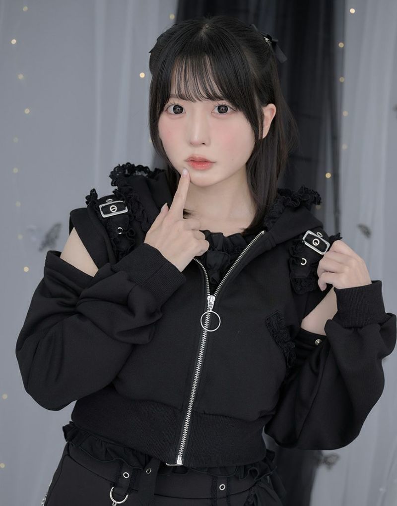 ililil イルイルイル 独裁者0185 てらじ ネコ耳 フーディ パーカー ililil【イルイルイル】きまぐれニャンコの3wayサブカルパーカー